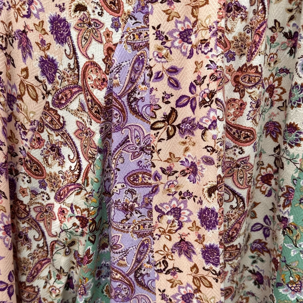 LOFT Lavender, Mint & Cream Floral Patchwork Blouse- Medium- - Picture 7 of 13